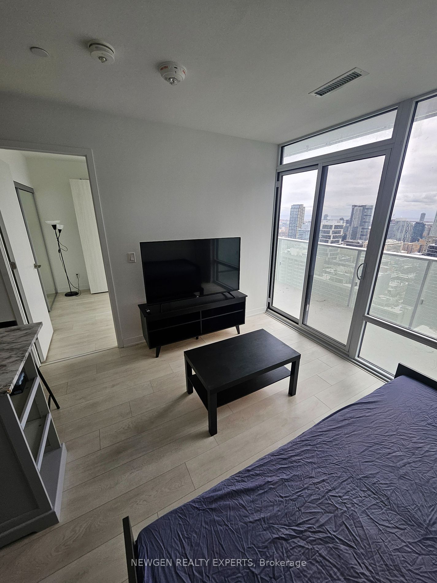 501 Yonge St, unit 3610 for rent