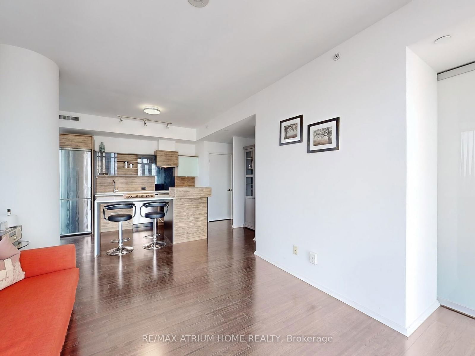 75 St. Nicholas St, unit 2708 for sale