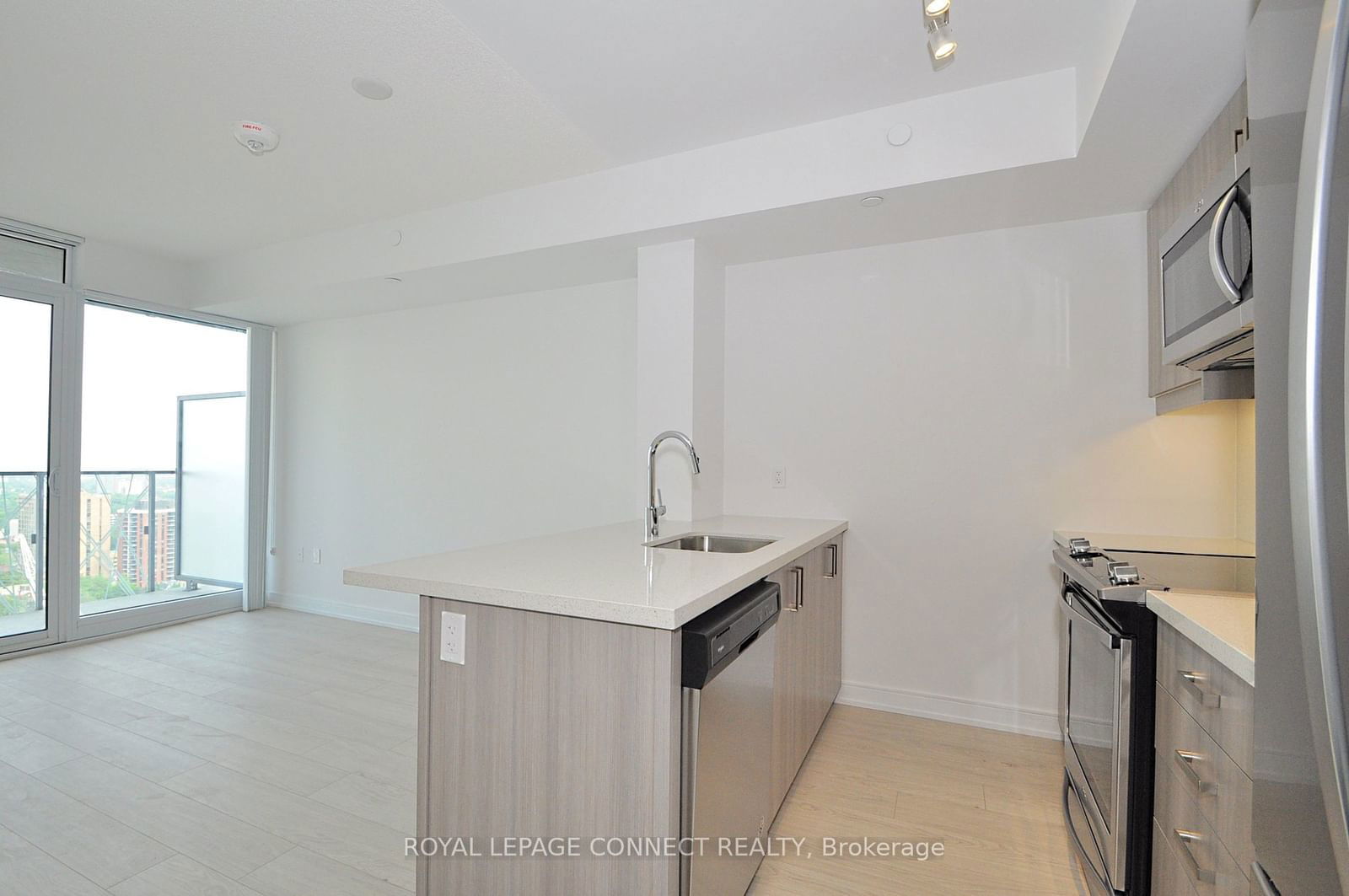 50 Wellesley St E, unit 3107 for rent