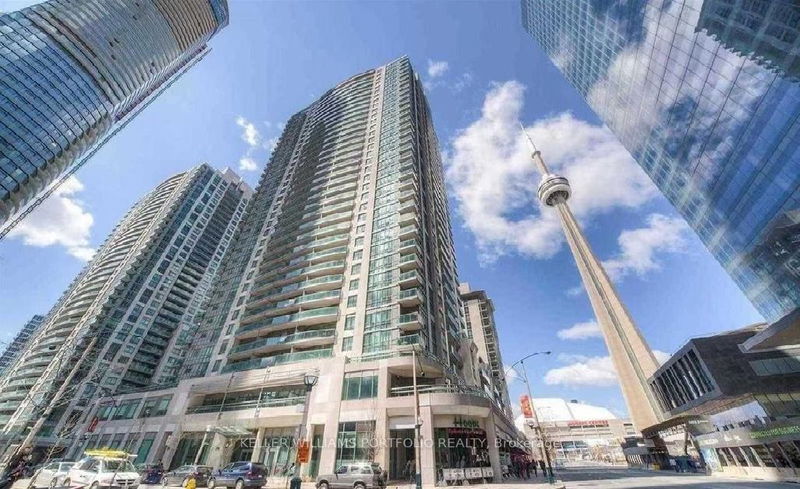 30 Grand Trunk Cres S, unit 3910 for rent