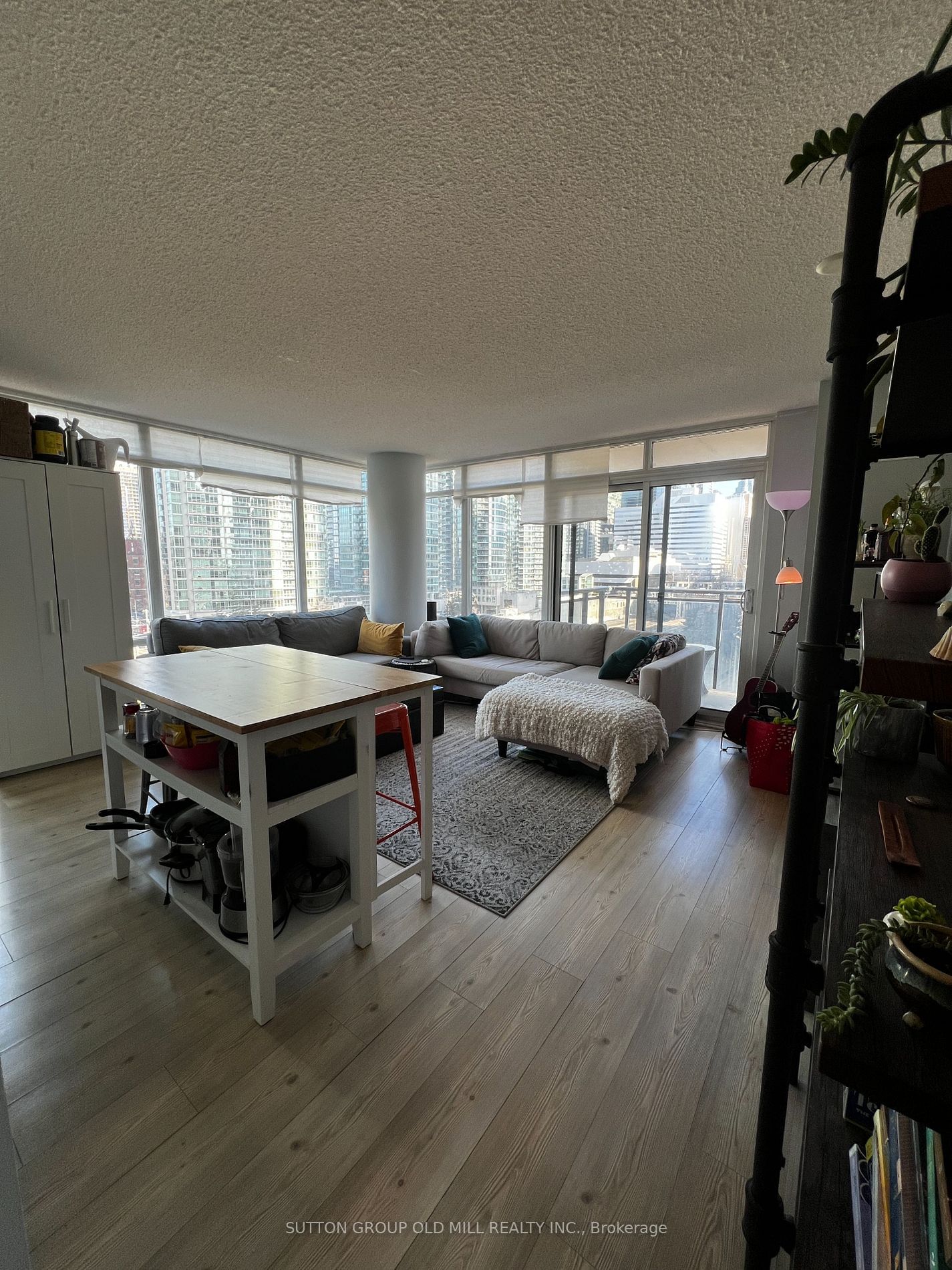 4K Spadina Ave, unit 603 for rent