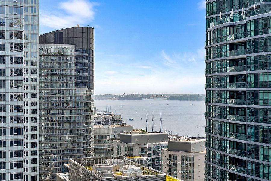 38 Iannuzzi St, unit 2509 for sale