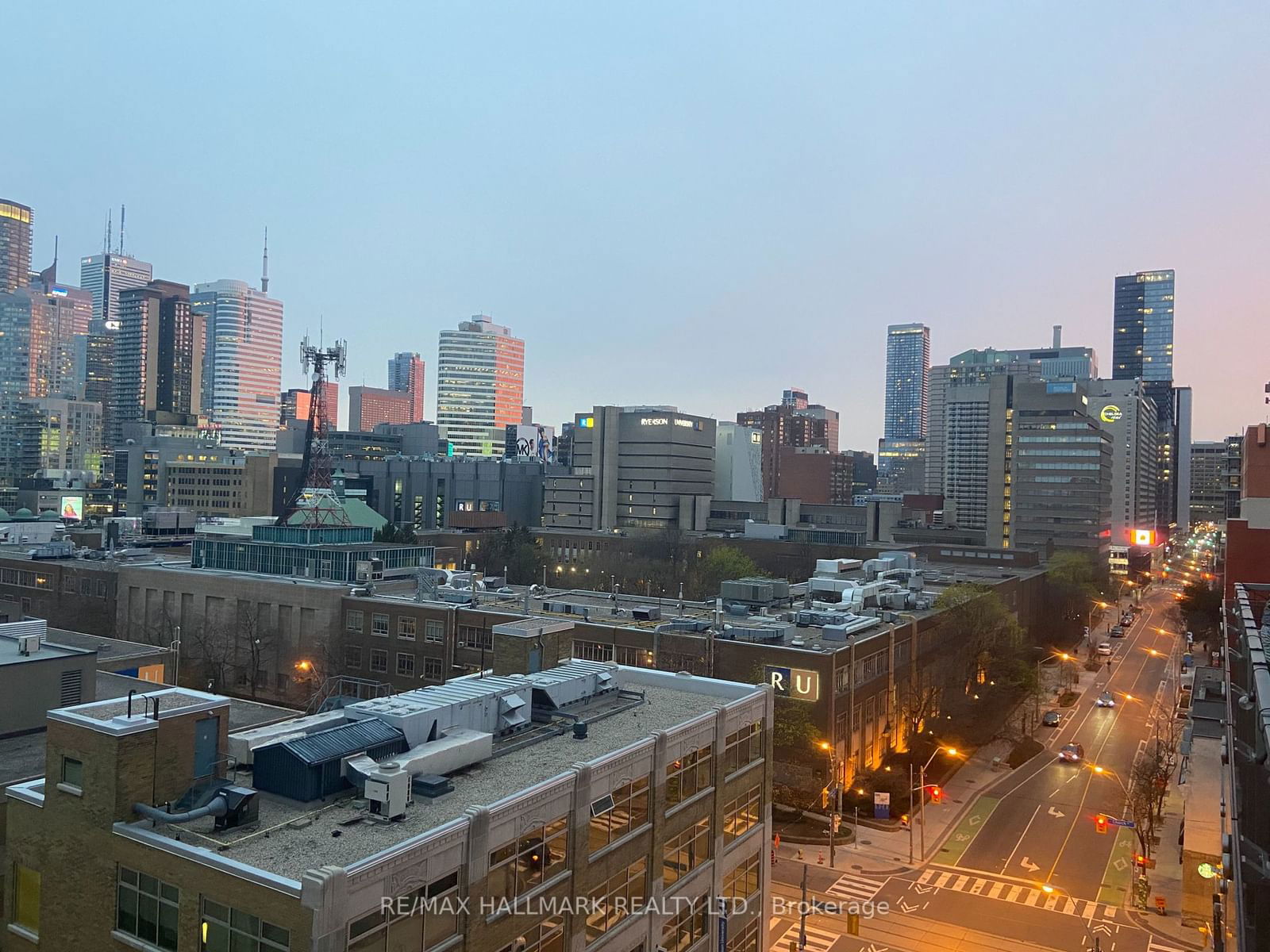 Gerrard Place, Downtown, Toronto