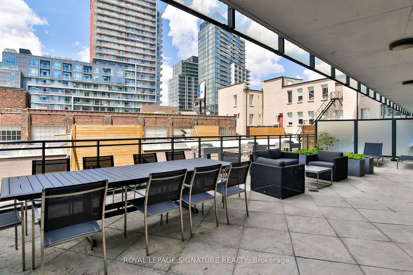 318 King St E, unit 1202 for rent