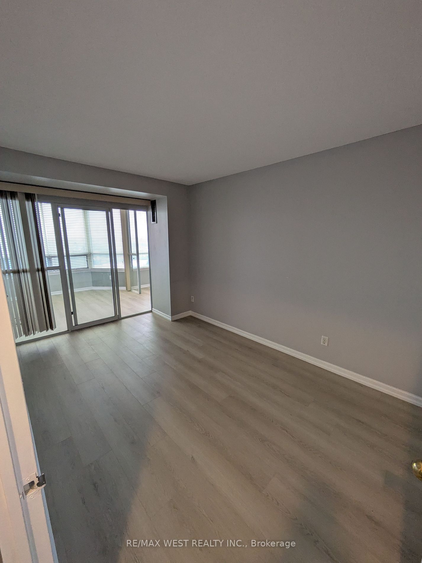 1121 Steeles Ave W, unit 702 for rent