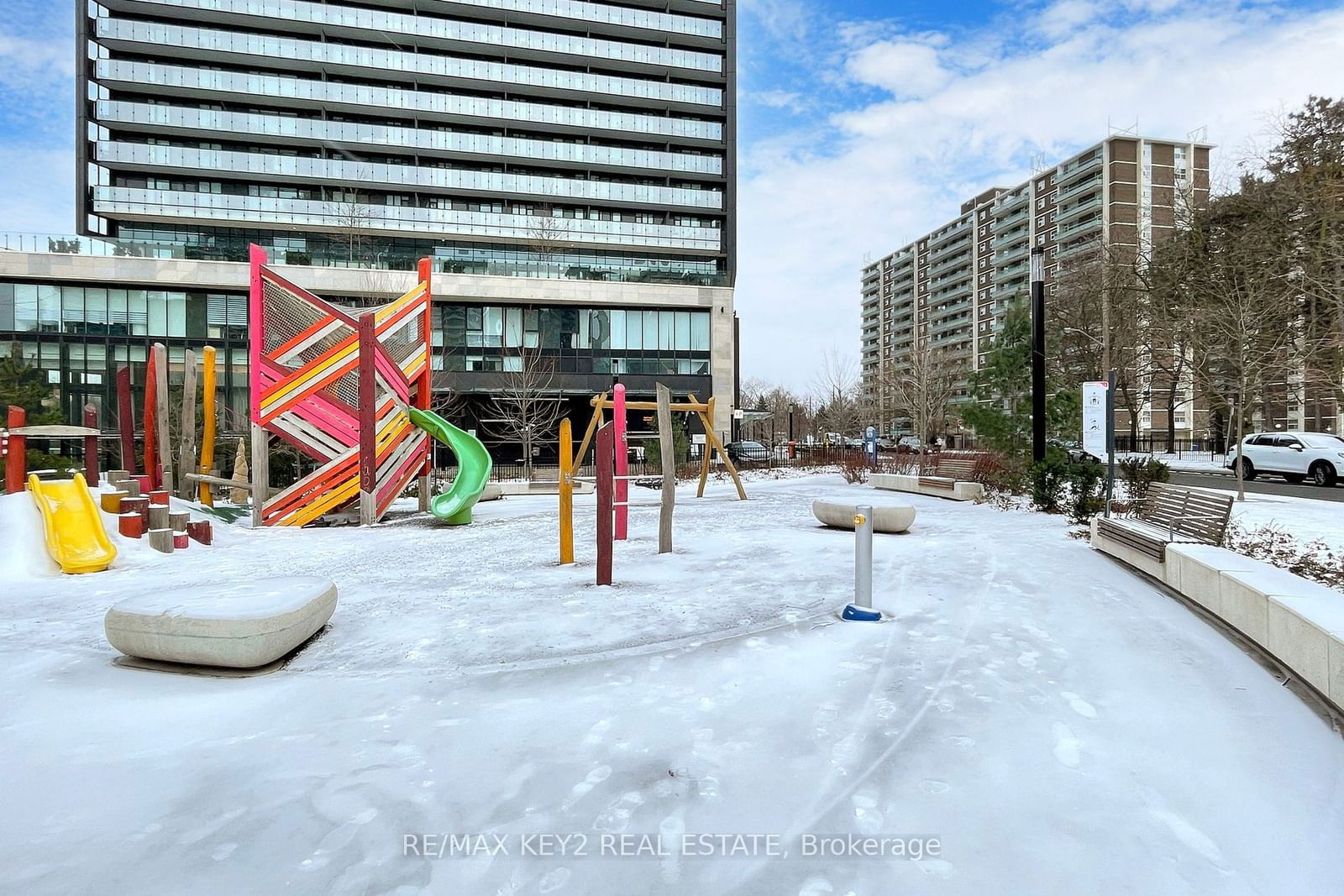 575 Bloor St E, unit 201 for rent