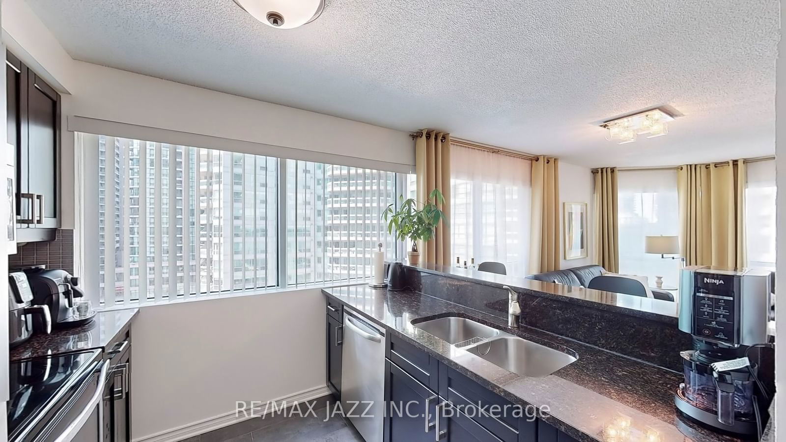 10 Queens Quay W, unit 803 for sale