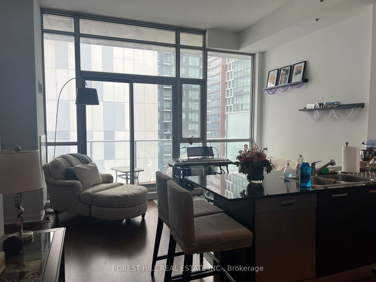 375 King St W, unit 3405 for rent