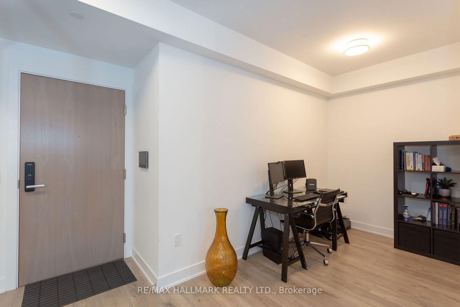 575 Bloor St E, unit 2109 for rent