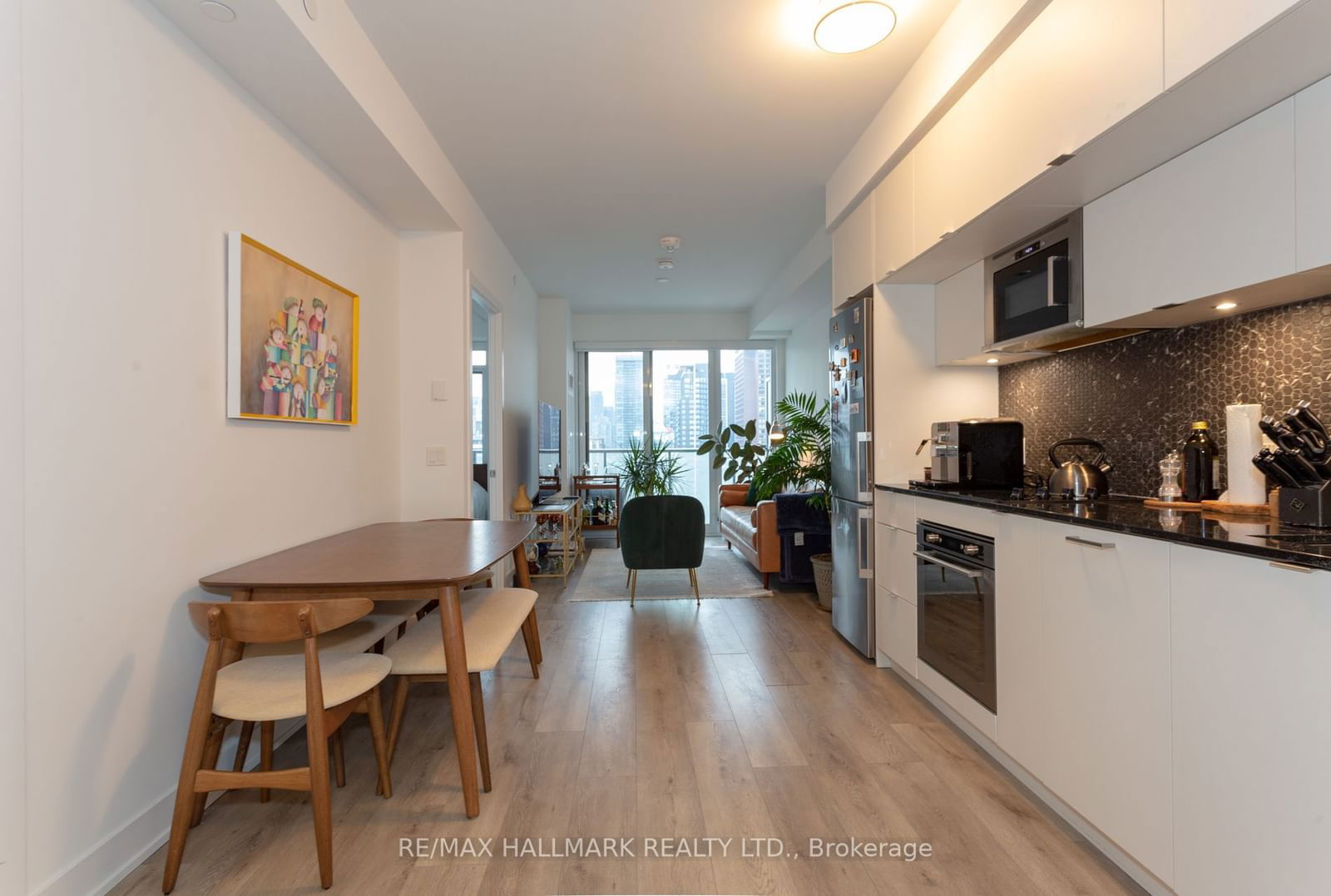 575 Bloor St E, unit 2109 for rent