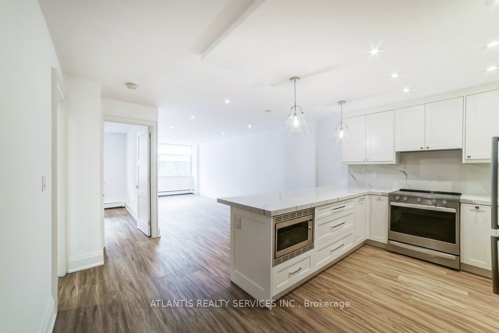 335 Lonsdale Rd, unit 511 for rent