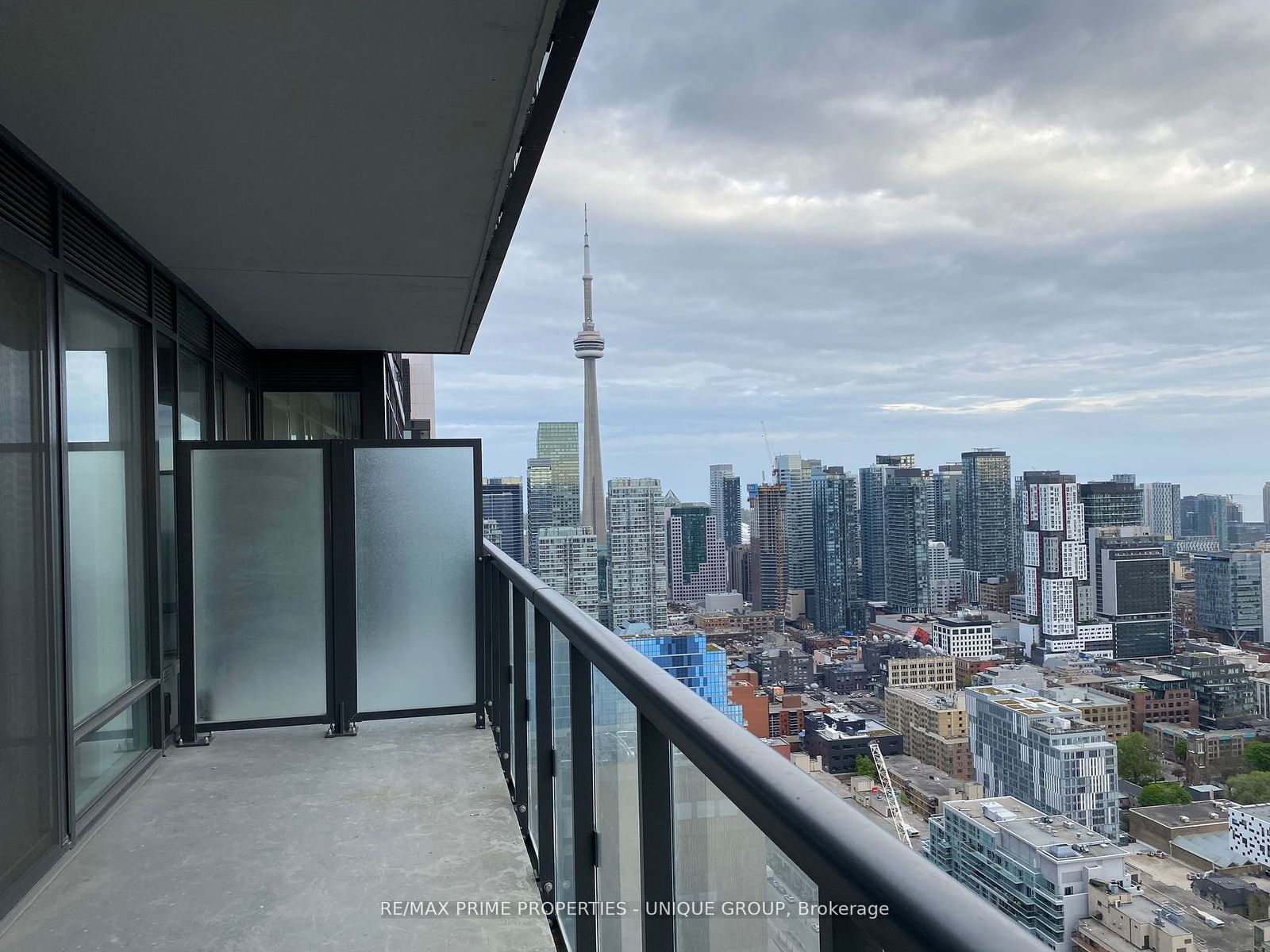 488 University Ave, unit 3212 for sale