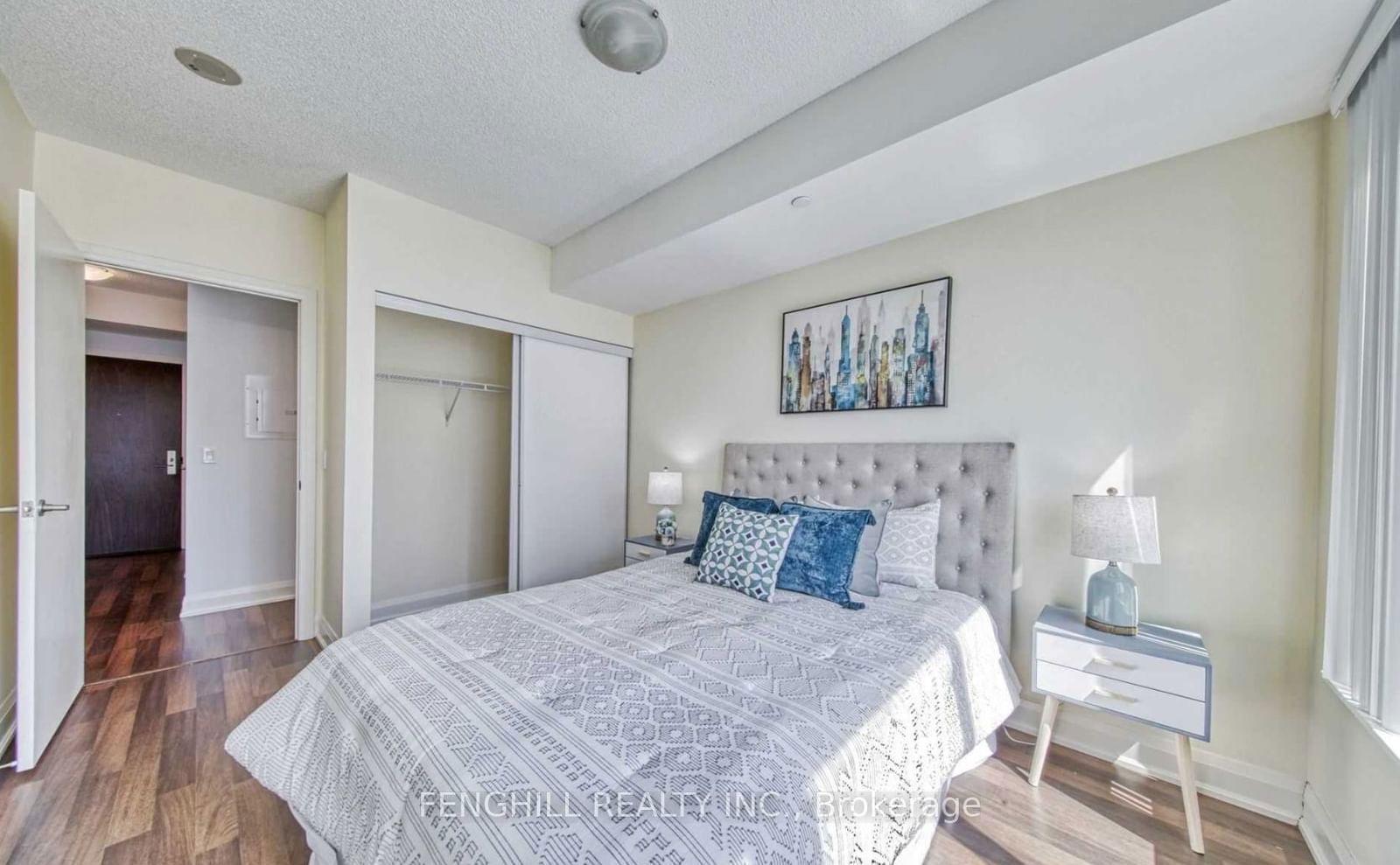 68 Canterbury Pl, unit 803 for rent