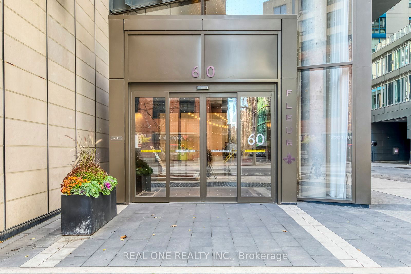 60 Shuter St, unit 303 for rent