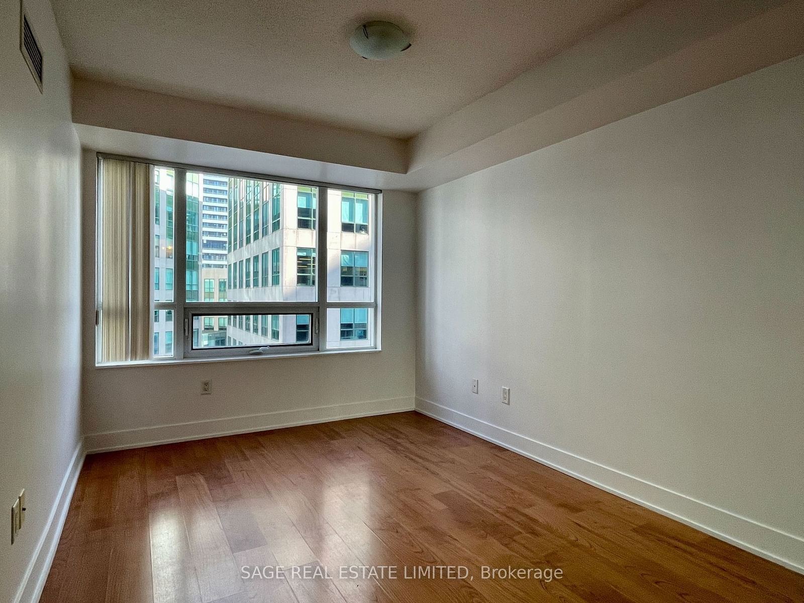 20 Blue Jays Way, unit 1007 for rent