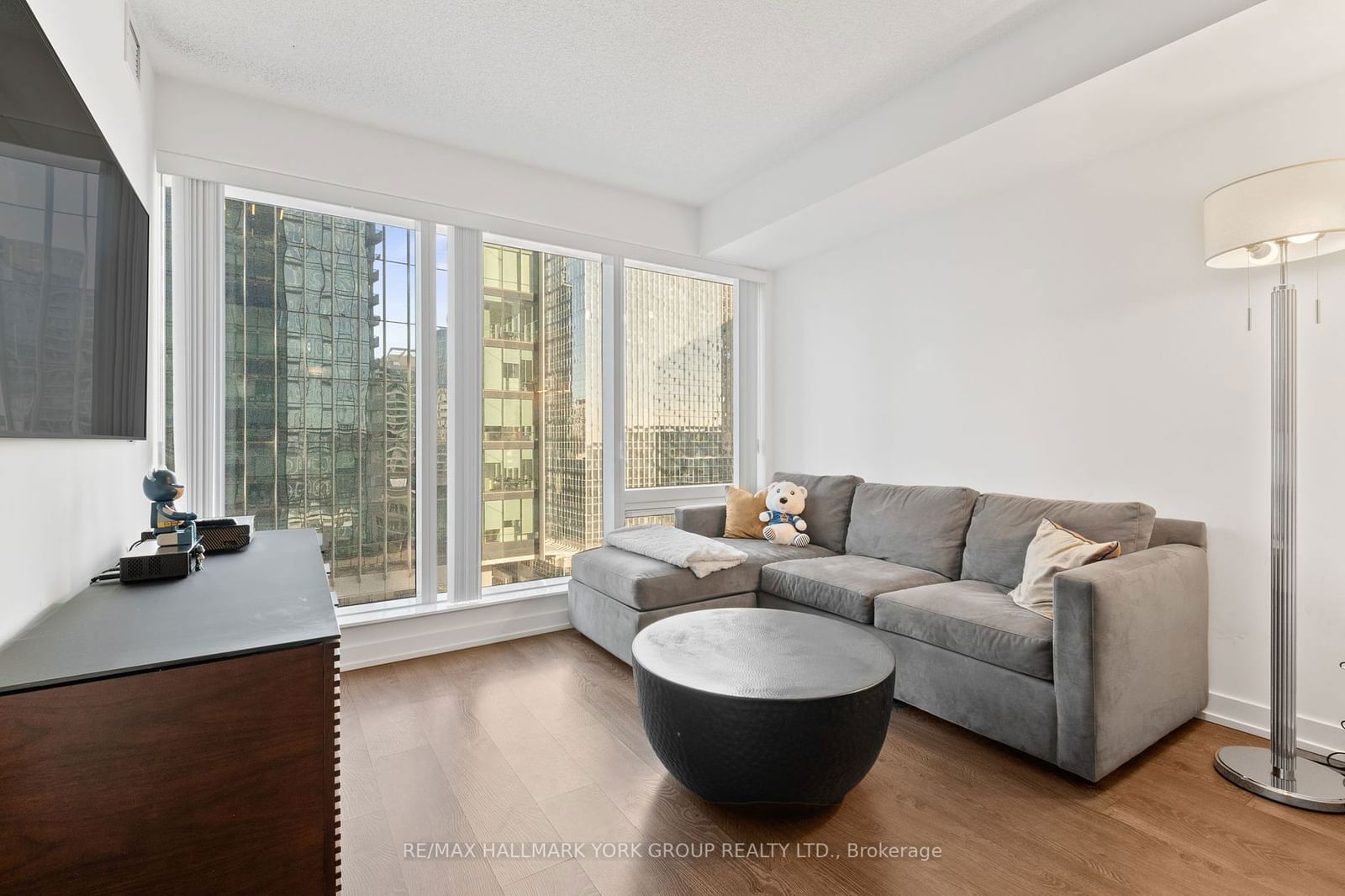 10 York St, unit 1204 for sale