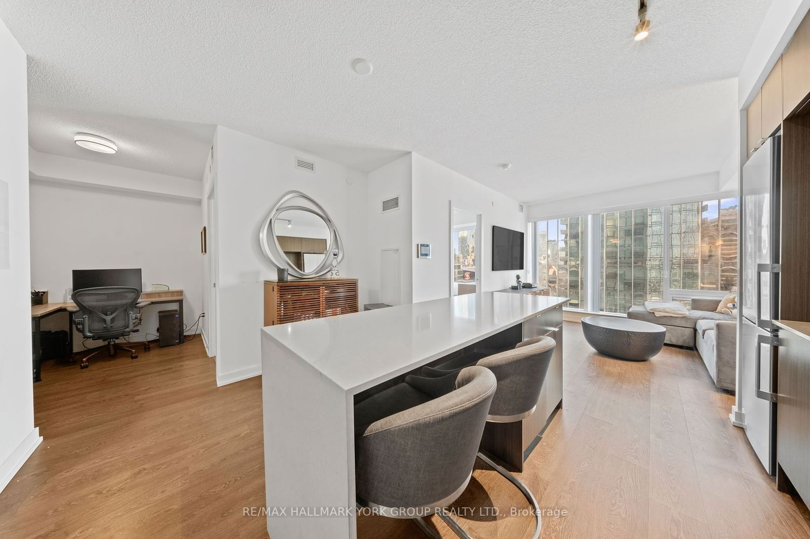 10 York St, unit 1204 for sale