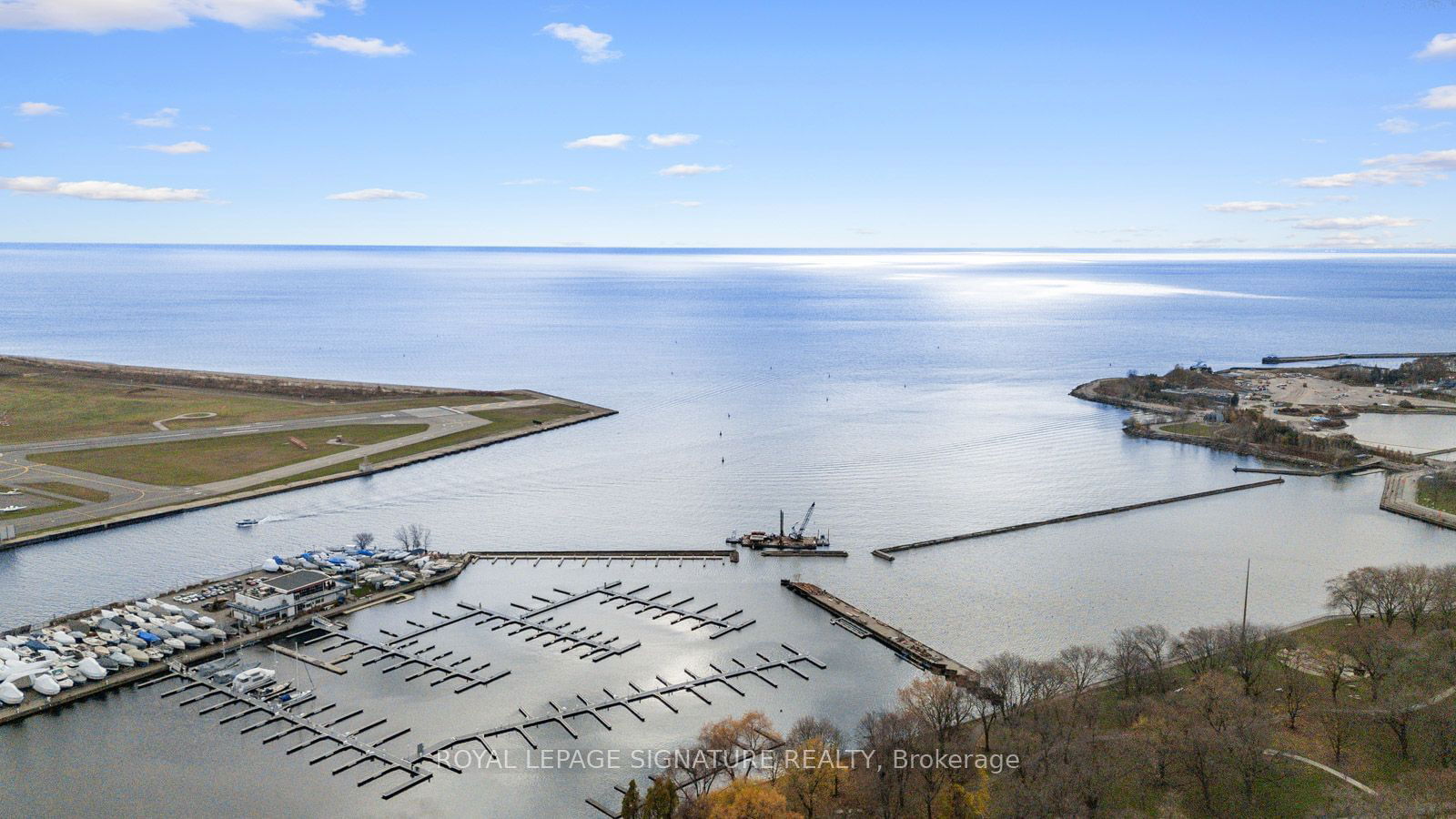 Malibu Condos at Harbourfront, Downtown, Toronto