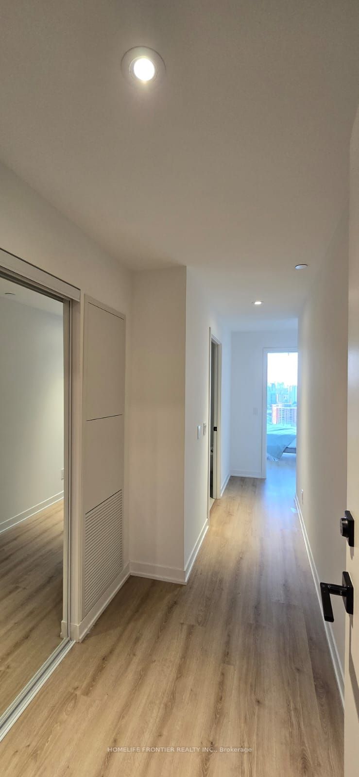 319 Jarvis St, unit 3510 for rent