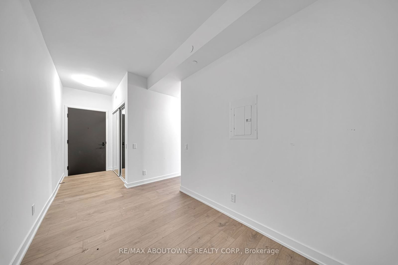 108 Peter St, unit 2515 for rent