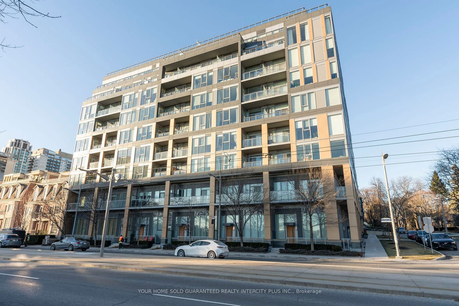 6 Parkwood Ave, unit 303 for sale