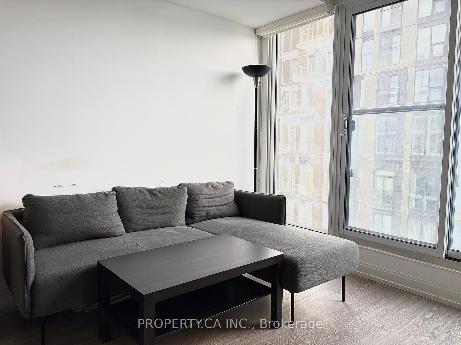 181 Dundas St E, unit 2102 for rent