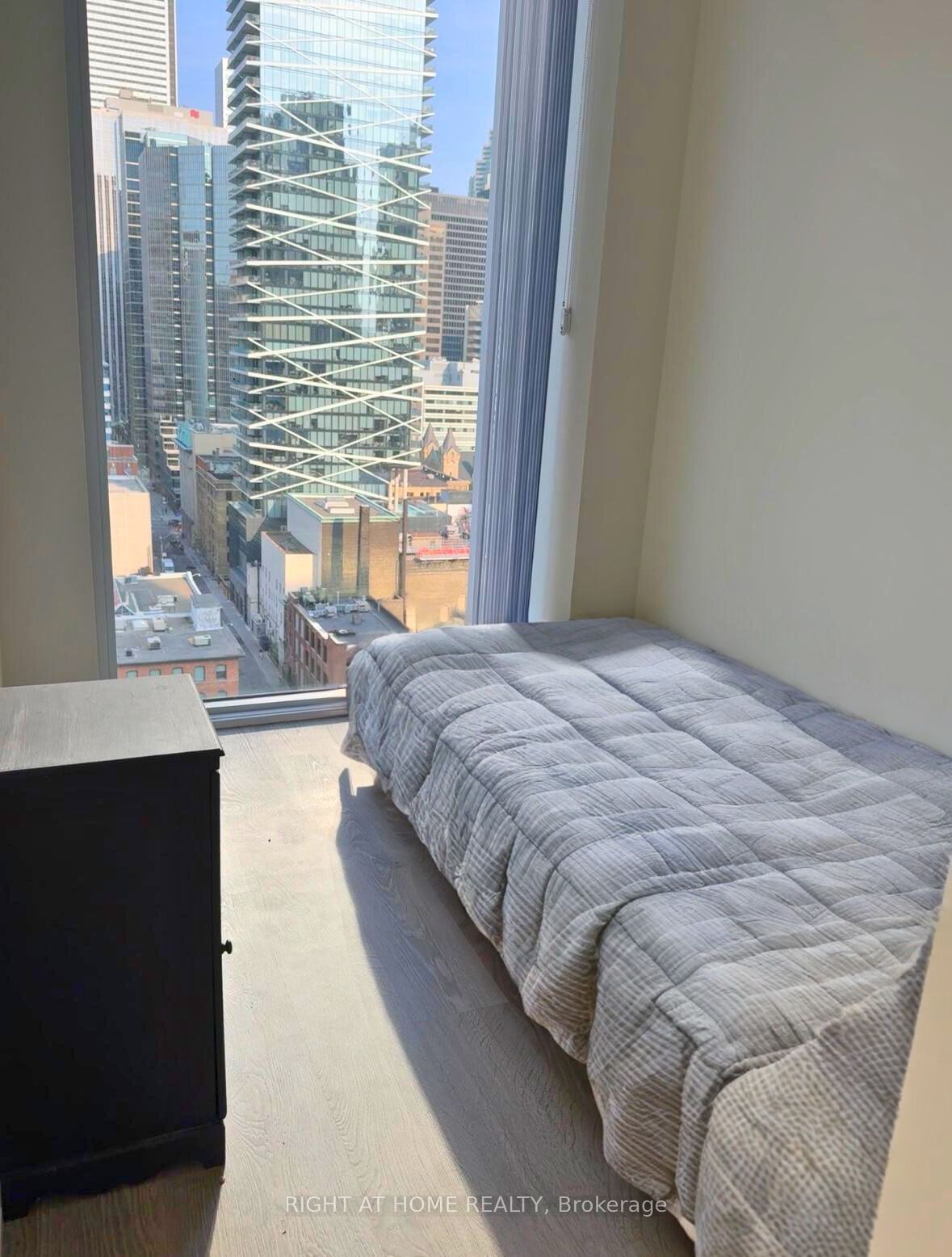 99 John St, unit 1609 for rent