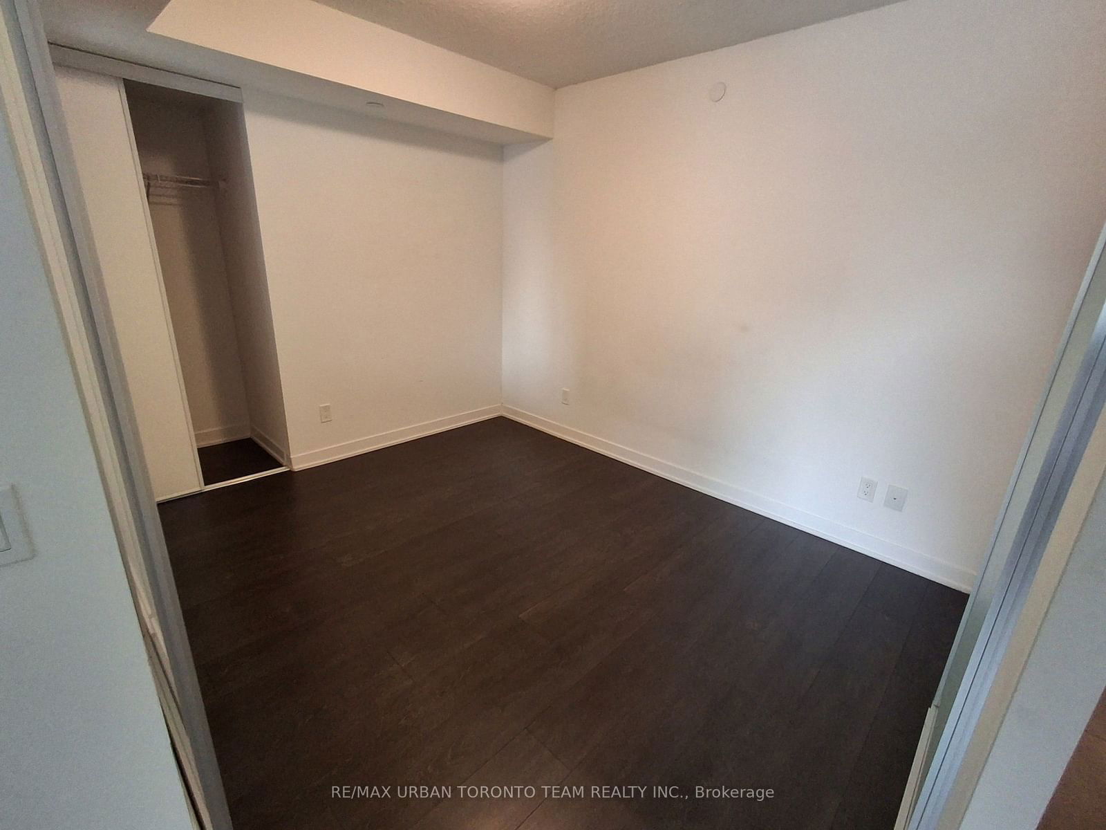 87 Peter St, unit 1109 for rent