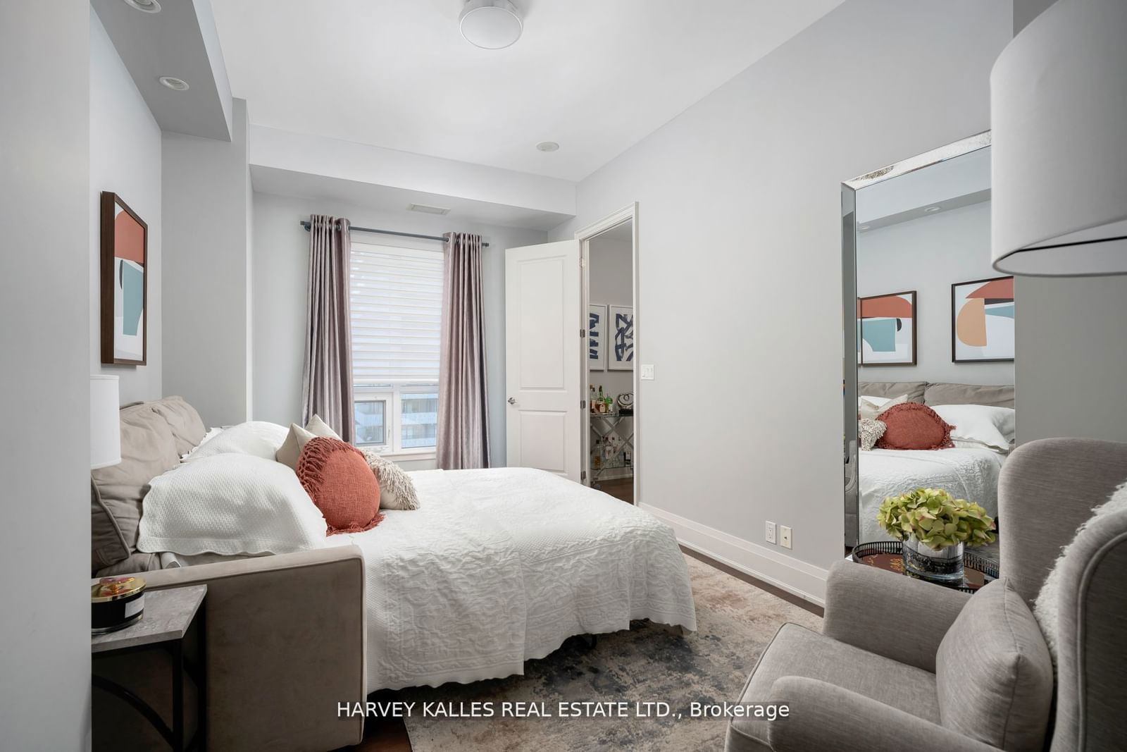 35 Hayden St, unit 2901 for sale