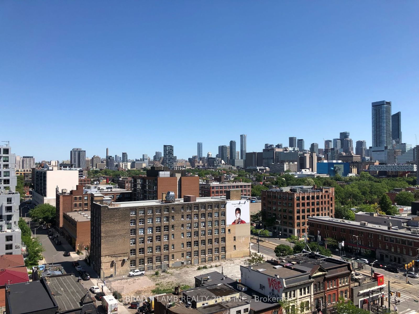 The Woodsworth Condos, Downtown, Toronto