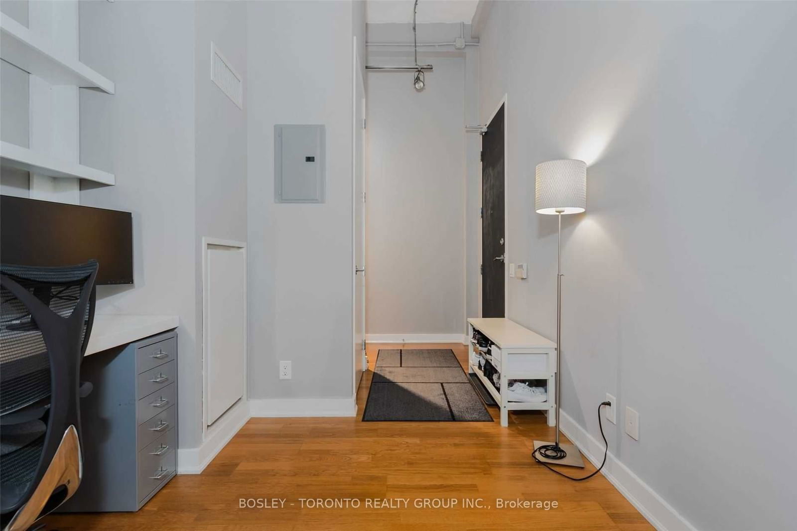 43 Hanna Ave, unit 330 for rent