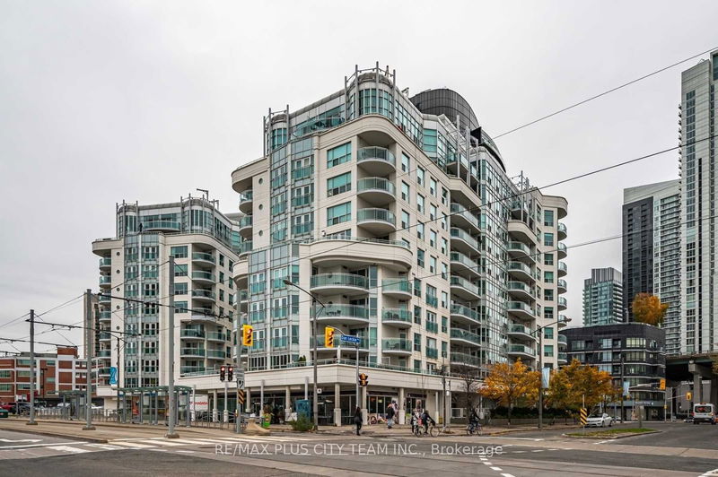 600 Queens Quay W, unit SPH07 for sale