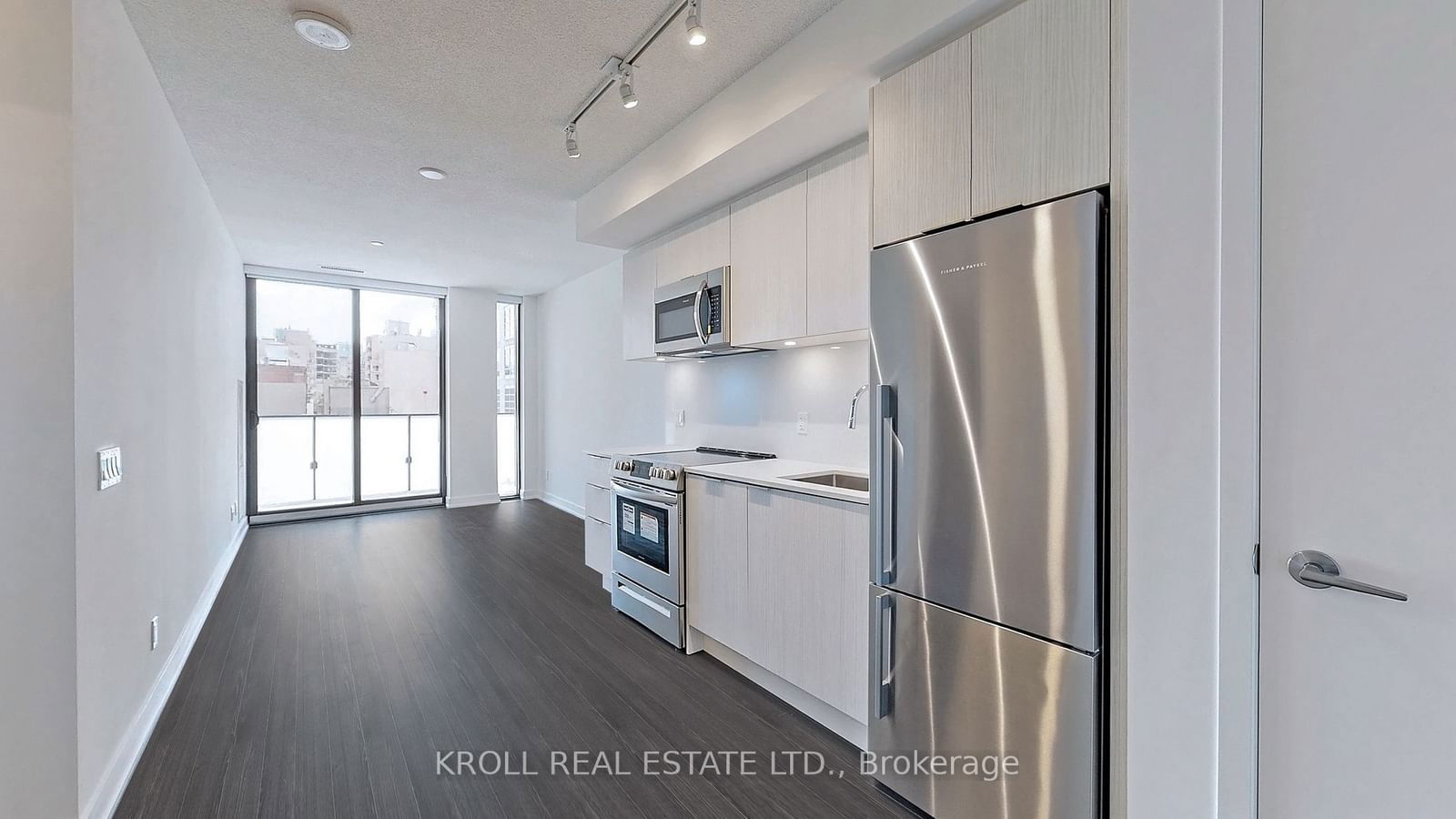 25 Richmond St E, unit 201 for sale