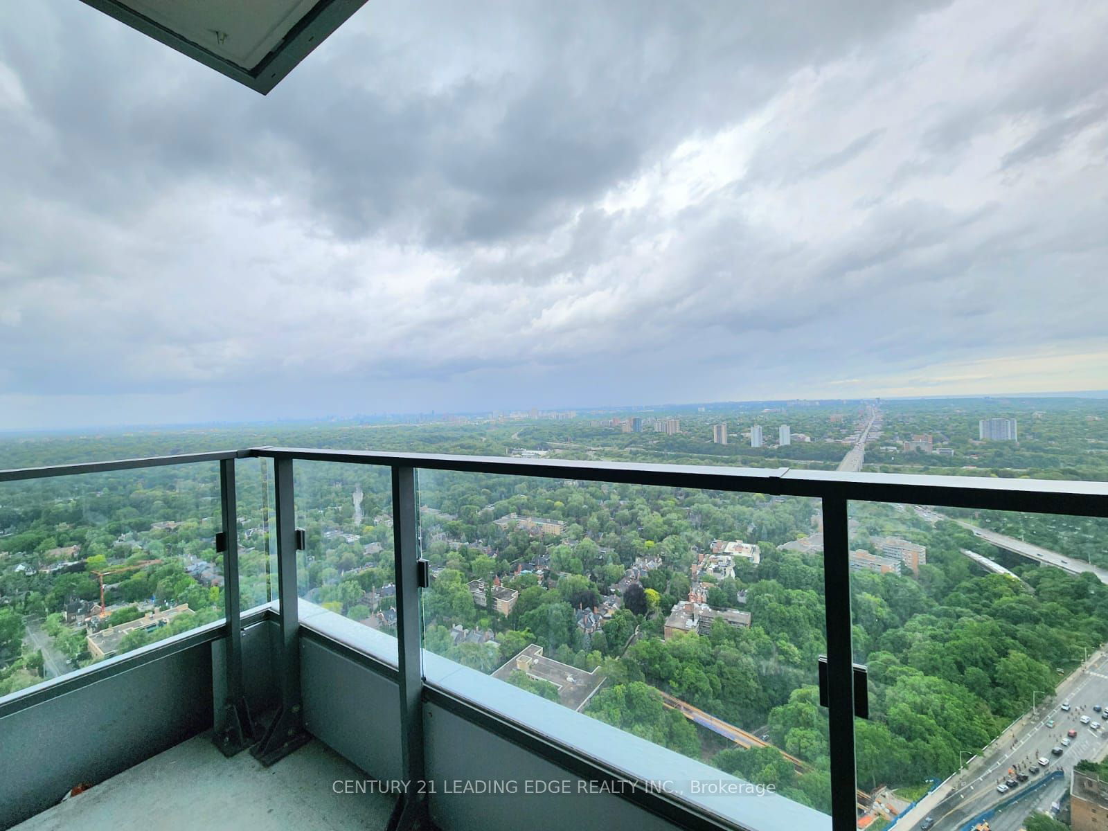 395 Bloor St E, unit 4708 for sale