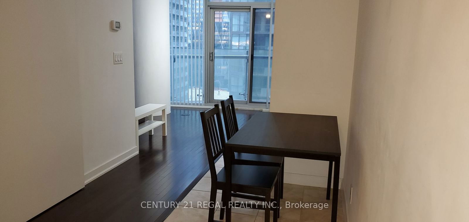 14 York St, unit 2111 for rent