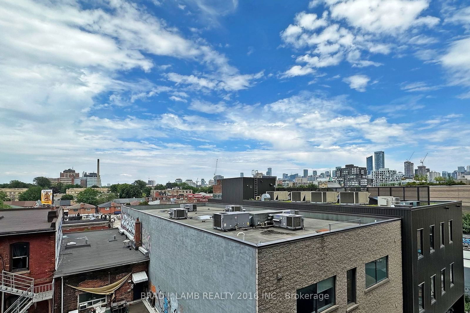 608 Richmond St W, unit 520 for sale