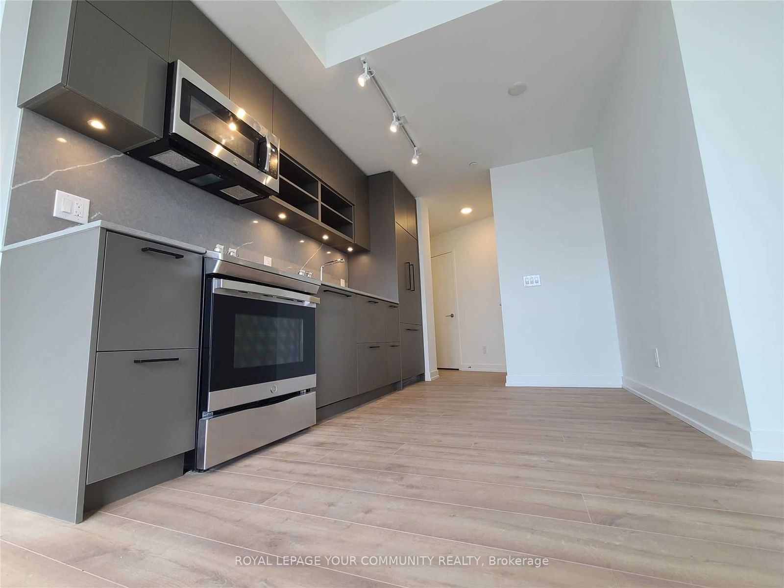 135 East Liberty St, unit 1503 for sale