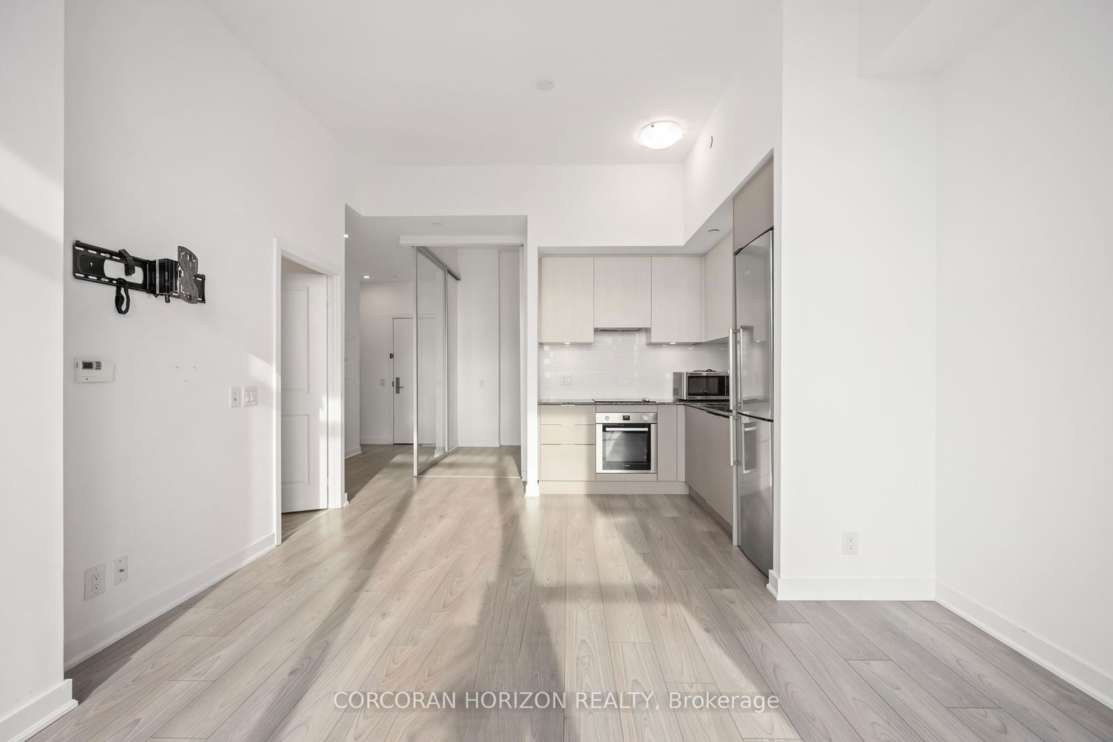 120 Parliament St, unit 1014 for rent