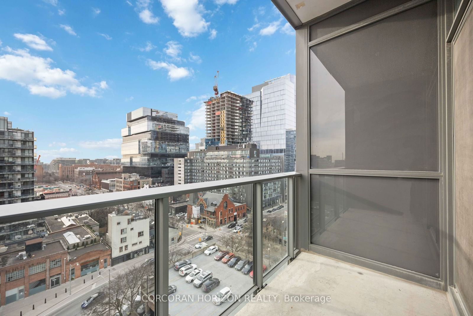 120 Parliament St, unit 1014 for rent