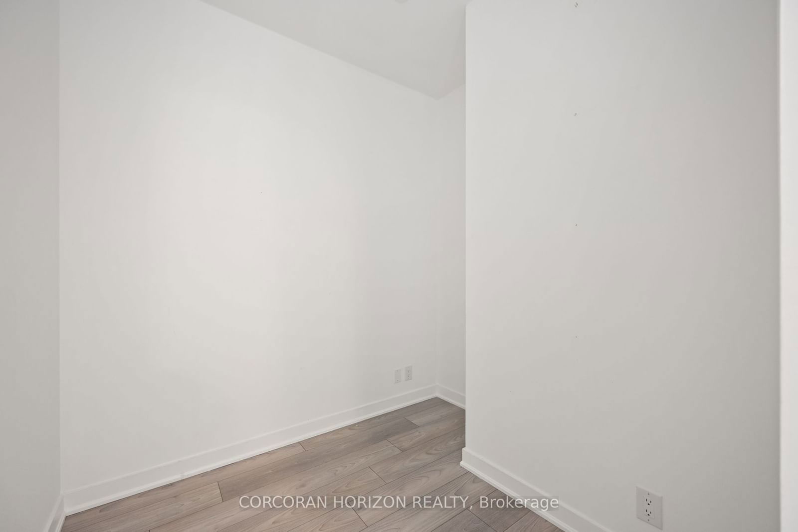 120 Parliament St, unit 1014 for rent