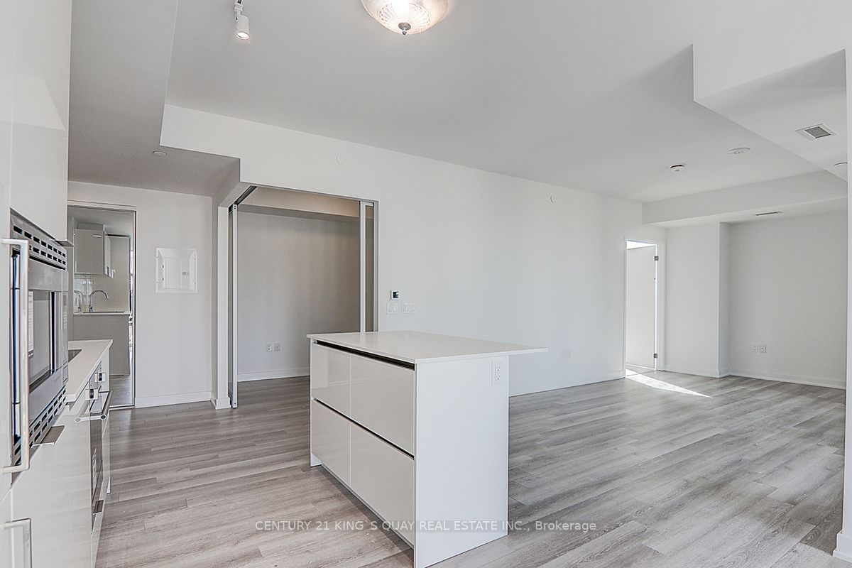 238 Simcoe St, unit 1909 for rent