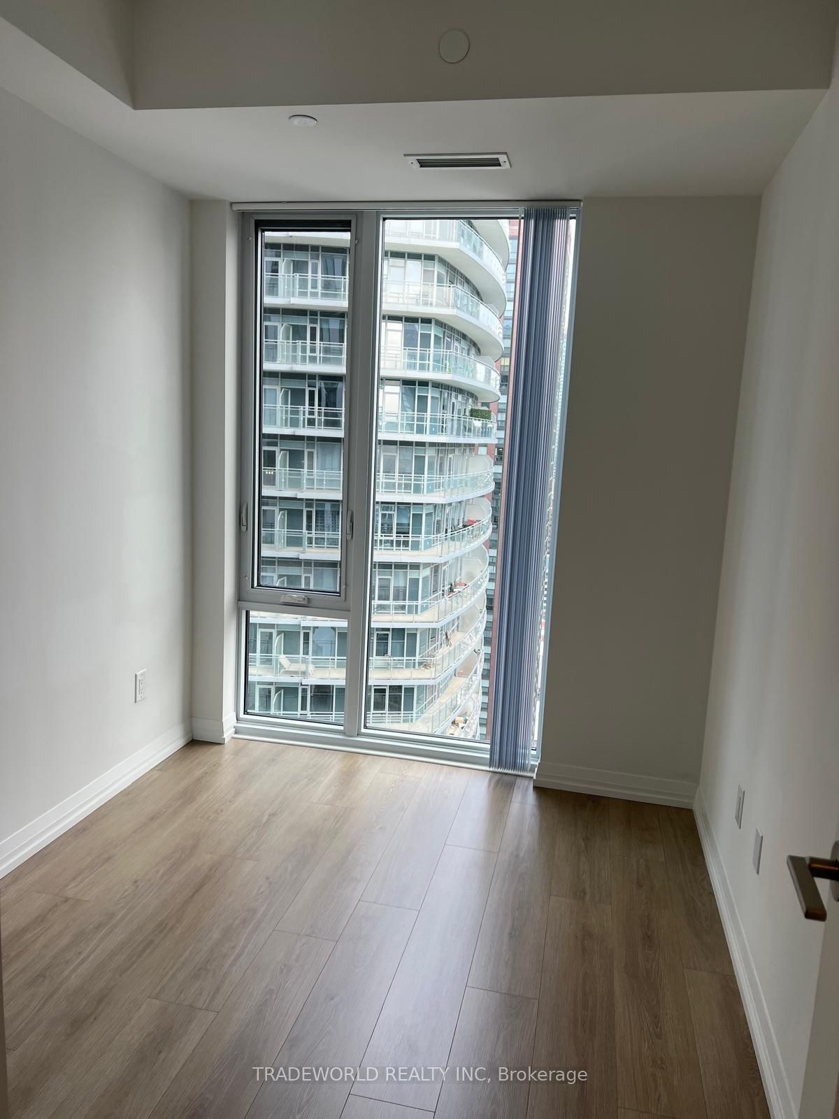 8 Widmer St, unit 4109 for rent