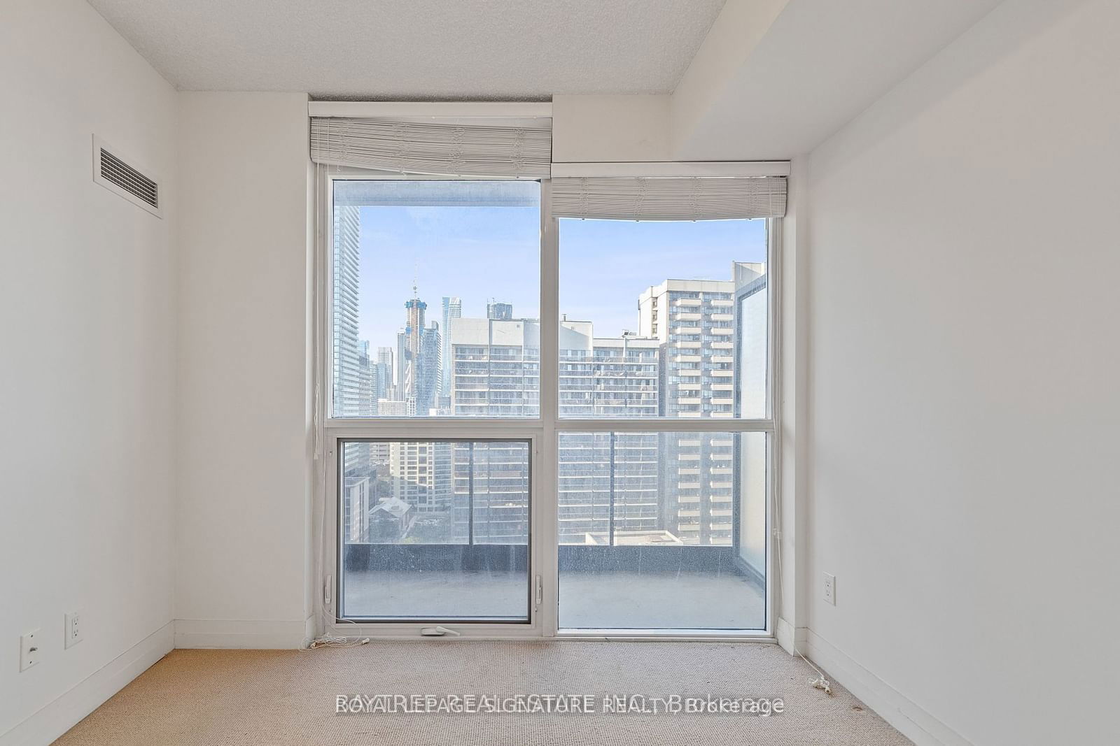 25 Carlton St, unit 2308 for rent