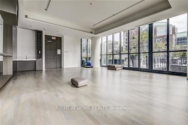 101 Charles St E, unit 2409 for rent