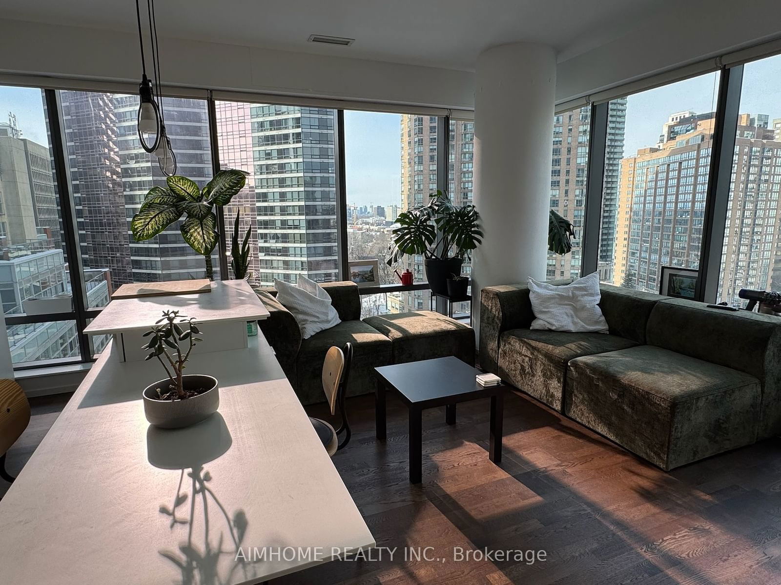 5 St. Joseph St, unit 1308 for sale