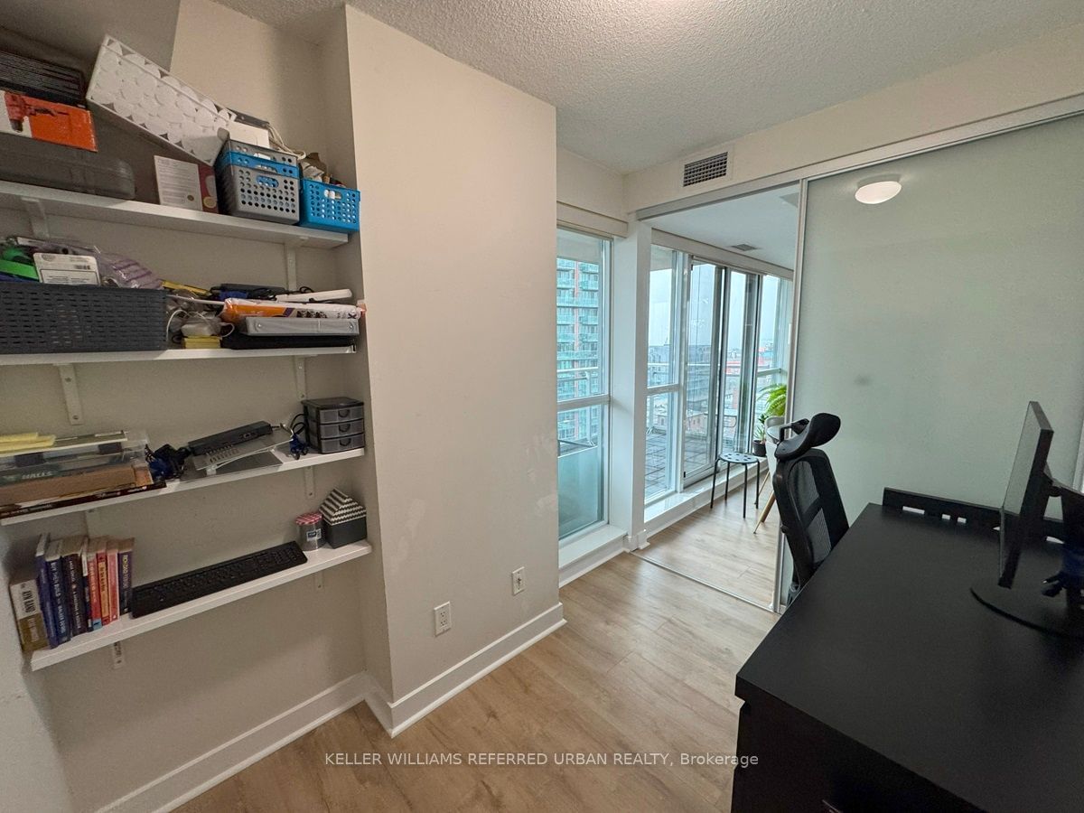 100 Western Battery Rd, unit 1503 for rent