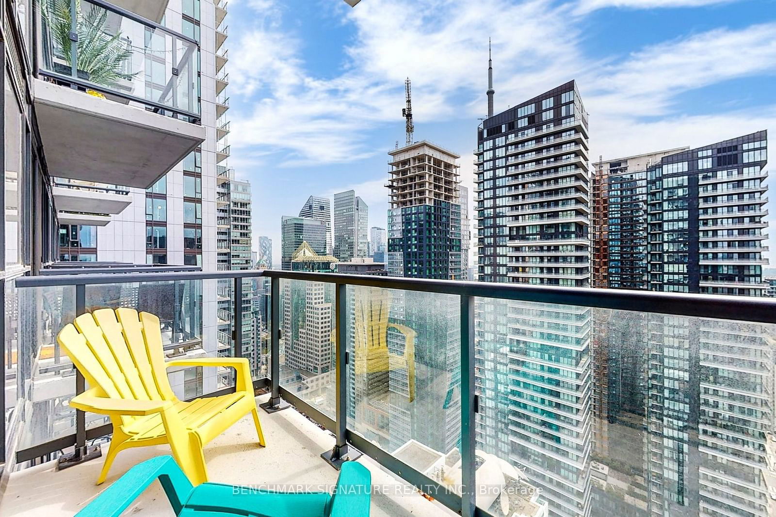 87 Peter St, unit 3701 for sale