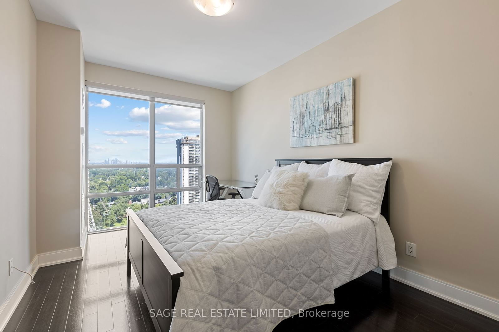 88 Broadway Ave, unit PH5 for sale