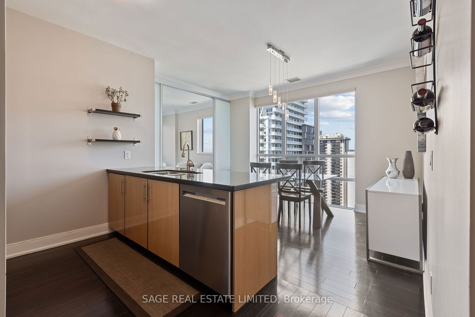 88 Broadway Ave, unit PH5 for sale