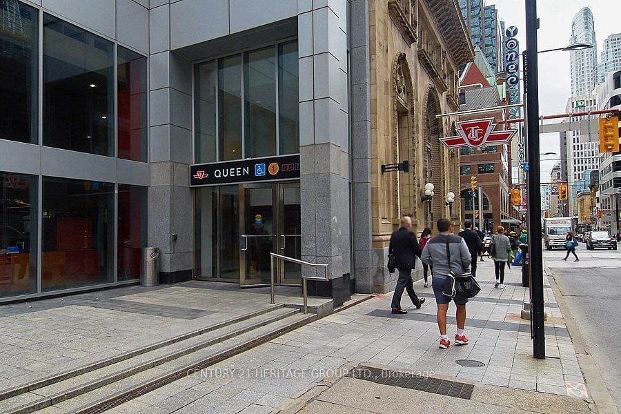 197 Yonge St, unit 5012 for rent